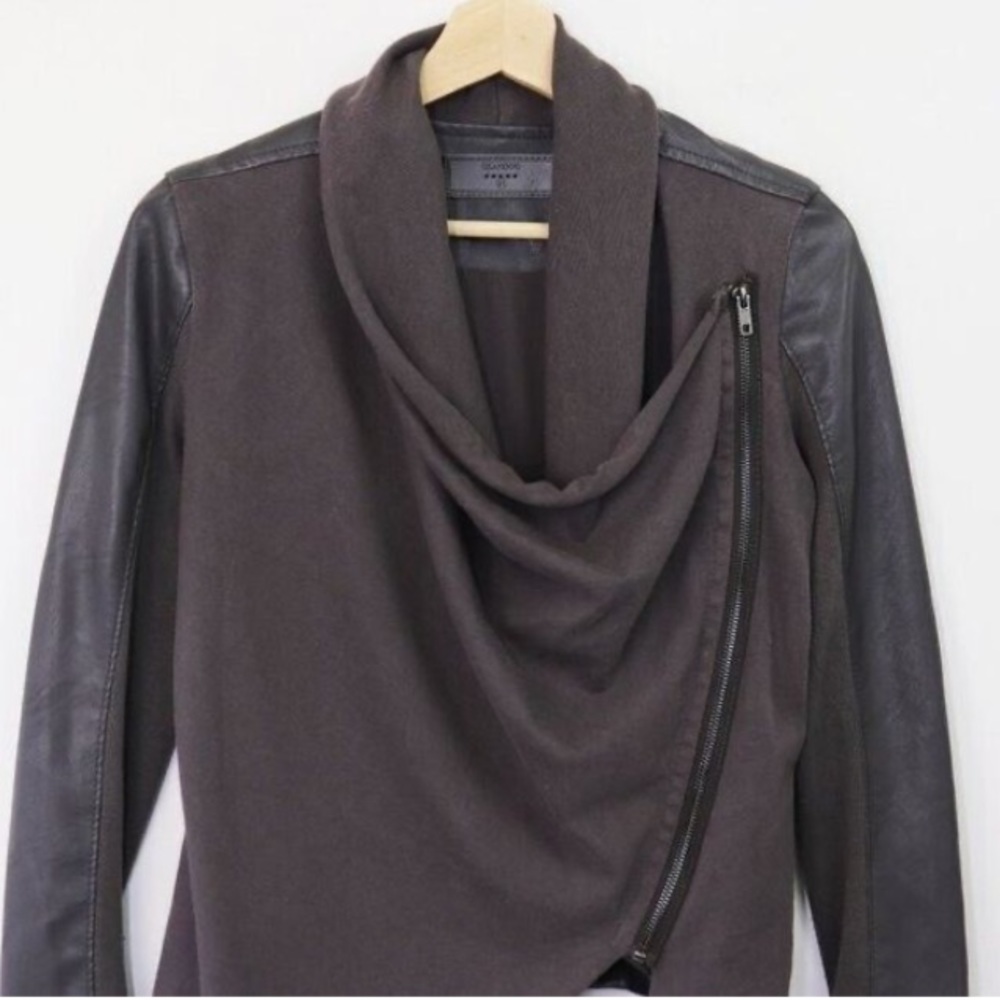 ⭐️BLANK NYC⭐️VINTAGE Waterfall Drape front Vegan Faux Moto Zip Jacket Size: XS - Picture 6 of 11